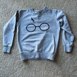 Women’s crew neck size small